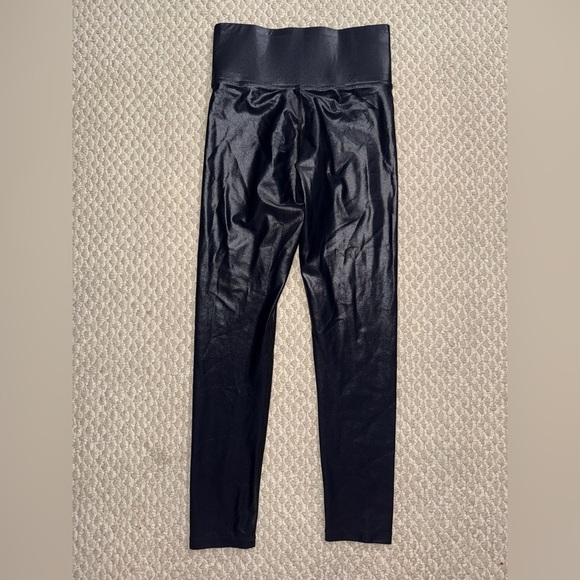 CARBON38 High Rise 7/8 Legging in Takara Shine SIZE: SMALL - Picture 13 of 13